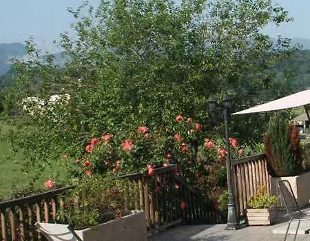 Anousta Frühstückspension 3*