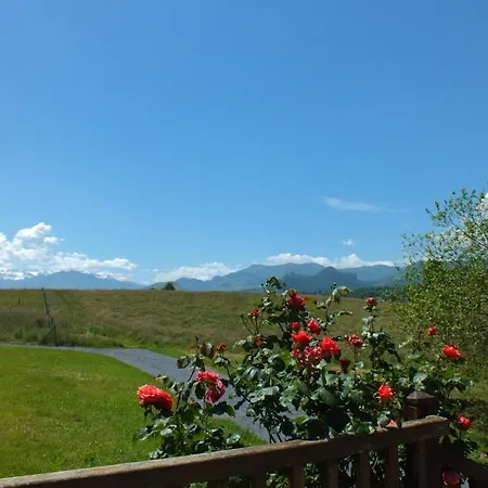 Anousta Bed & Breakfast 3*